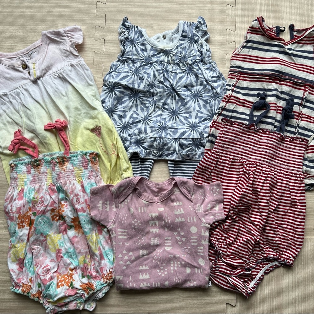 Organic baby girl spring/summer clothing size 3-6 mobths lot includes 6 outfits